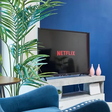 Spacious Flat With Parking In The Heart Of 公寓 约克