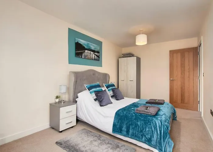 Appartement Spacious Flat With Parking In The Heart Of