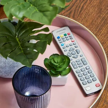 Apartamento Spacious Flat With Parking In The Heart Of *