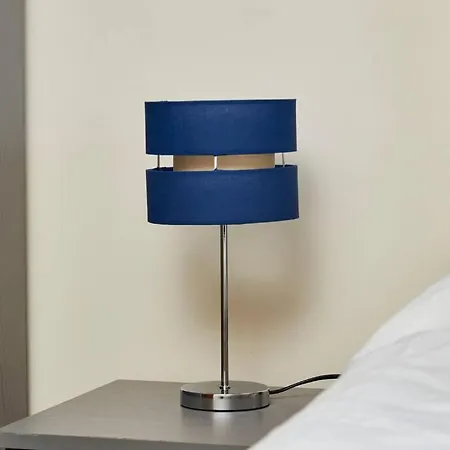 Spacious Flat With Parking In The Heart Of